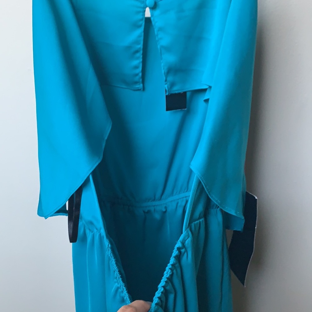 Bebe New Open Back Ruffle Dress Perfect Weekend NWT - Picture 5 of 12